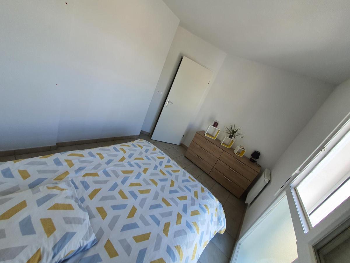 Chambre 11m2 dans maison toute équipée Tresses Extérieur photo